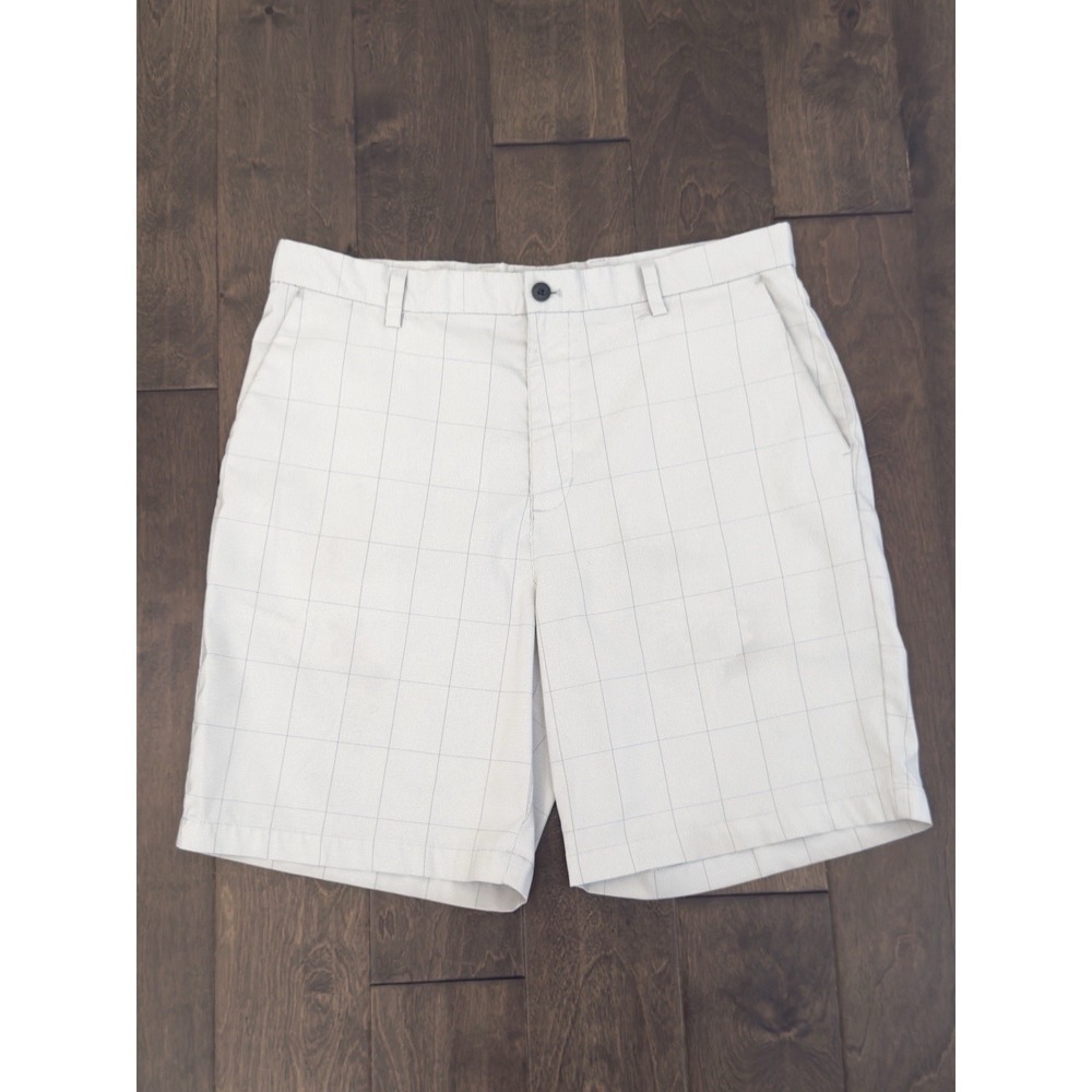 Chaps Golf Men's Flat Front 9" Inseam Stretch Windowpane Shorts Size 36 Logo